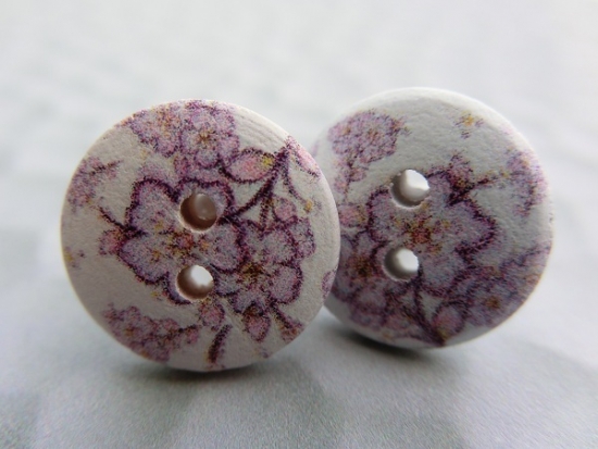 Holzknopf Ohrstecker Blüten Blumen Lilie Button